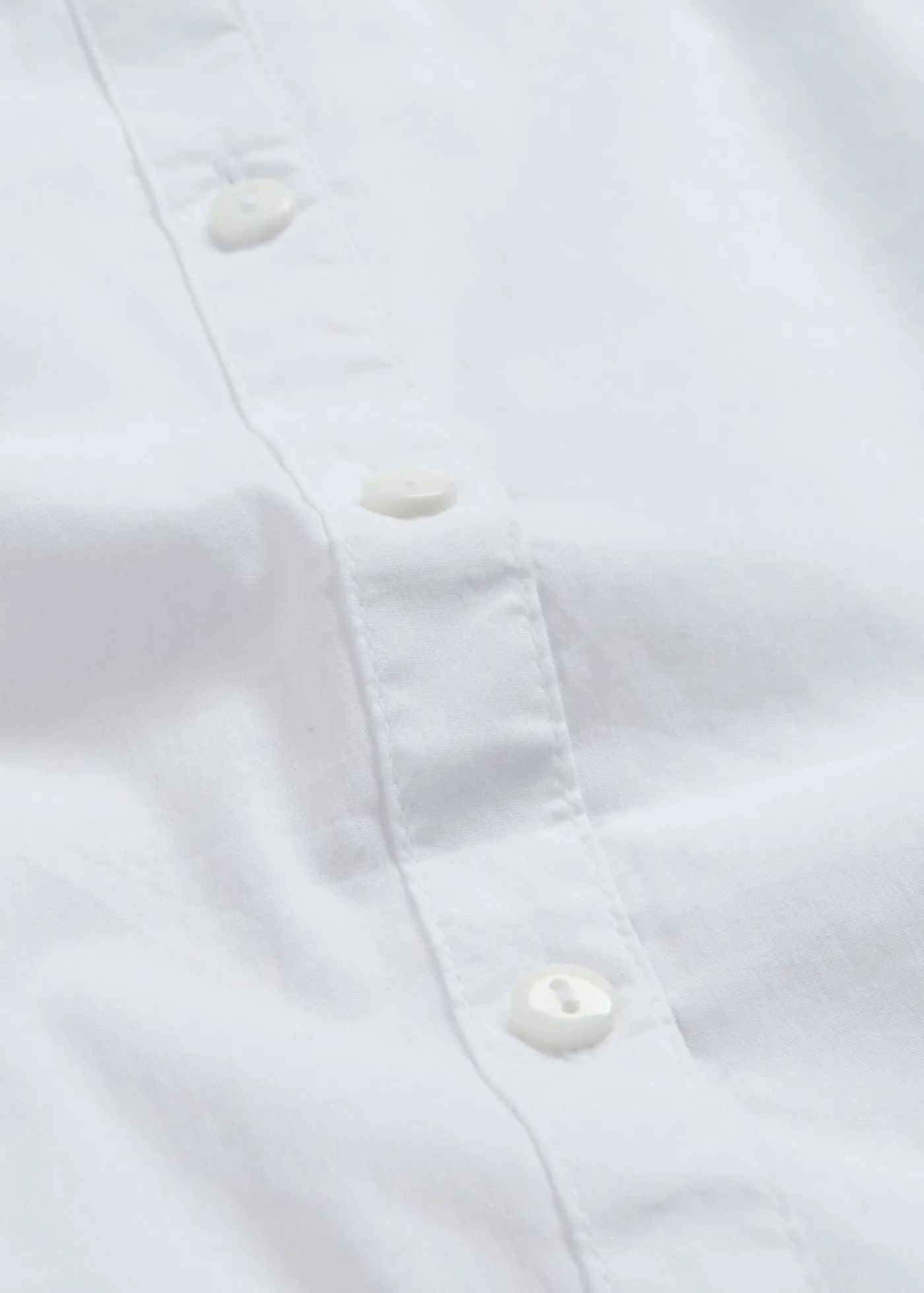 bonprix bonprix Blusa elástica de manga corta de mezcla de algodón Blanco Clearance
