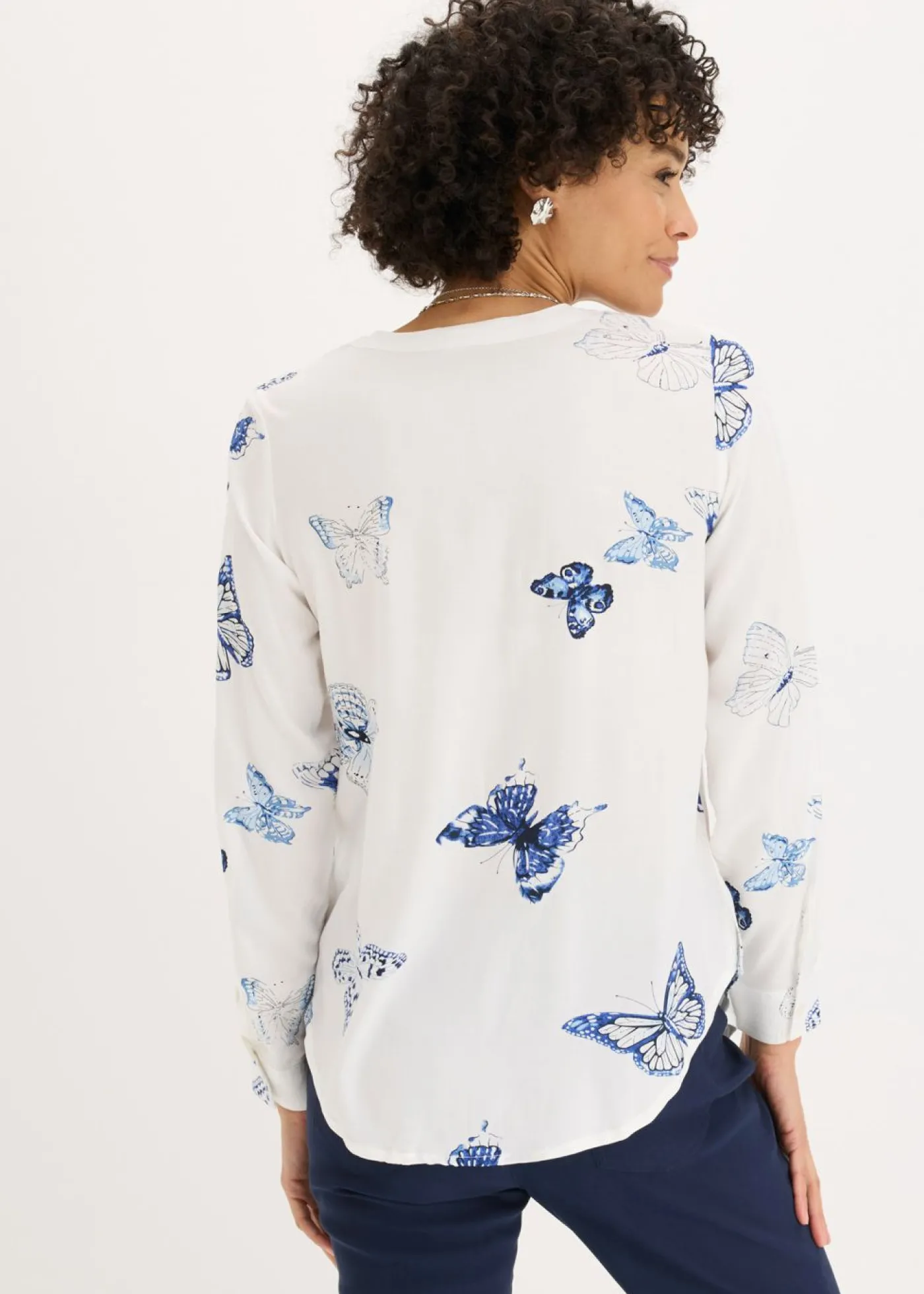 bonprix bonprix Blusa estampada de viscosa Blanco-azul estampado Sale