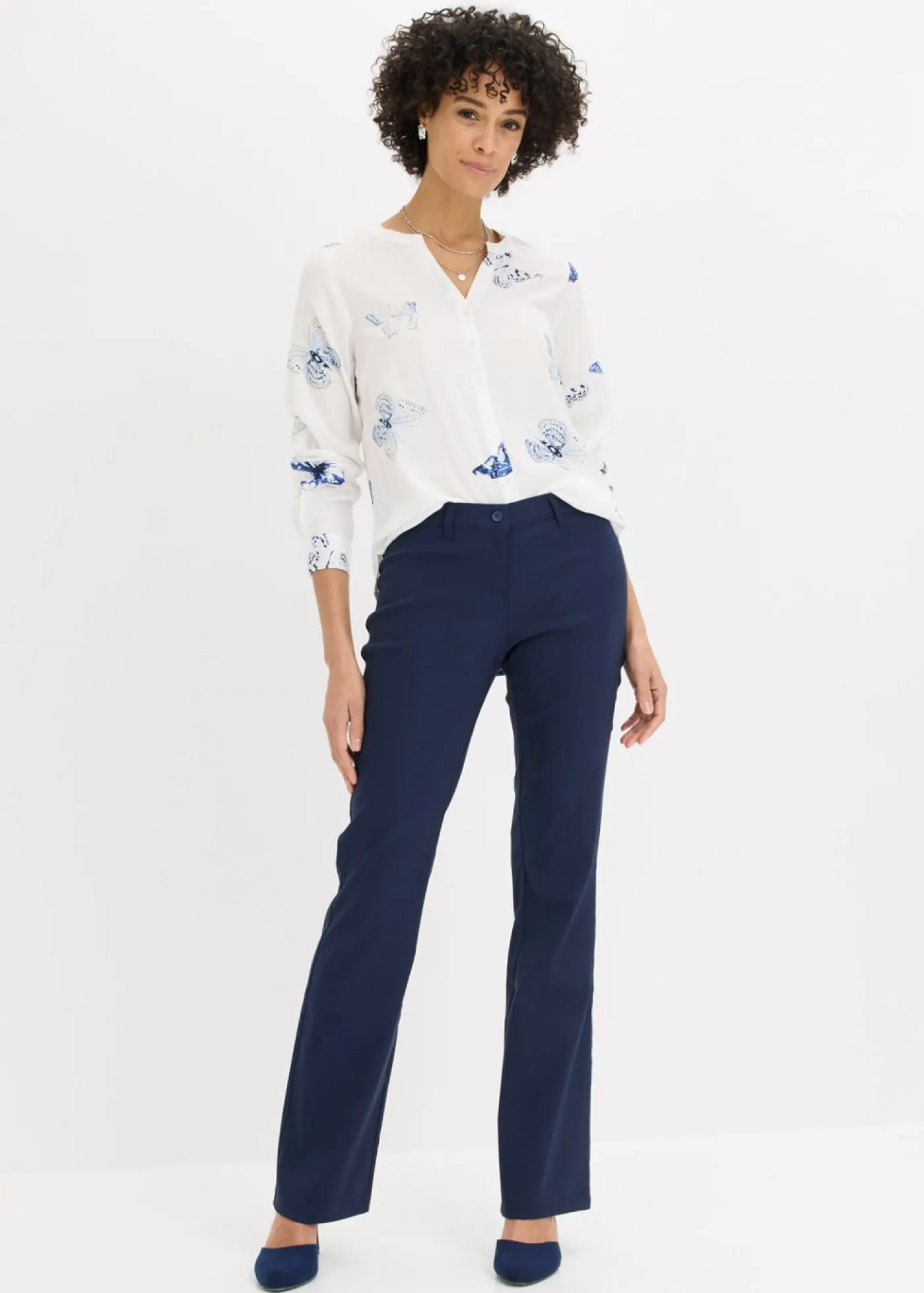 bonprix bonprix Blusa estampada de viscosa Blanco-azul estampado Sale