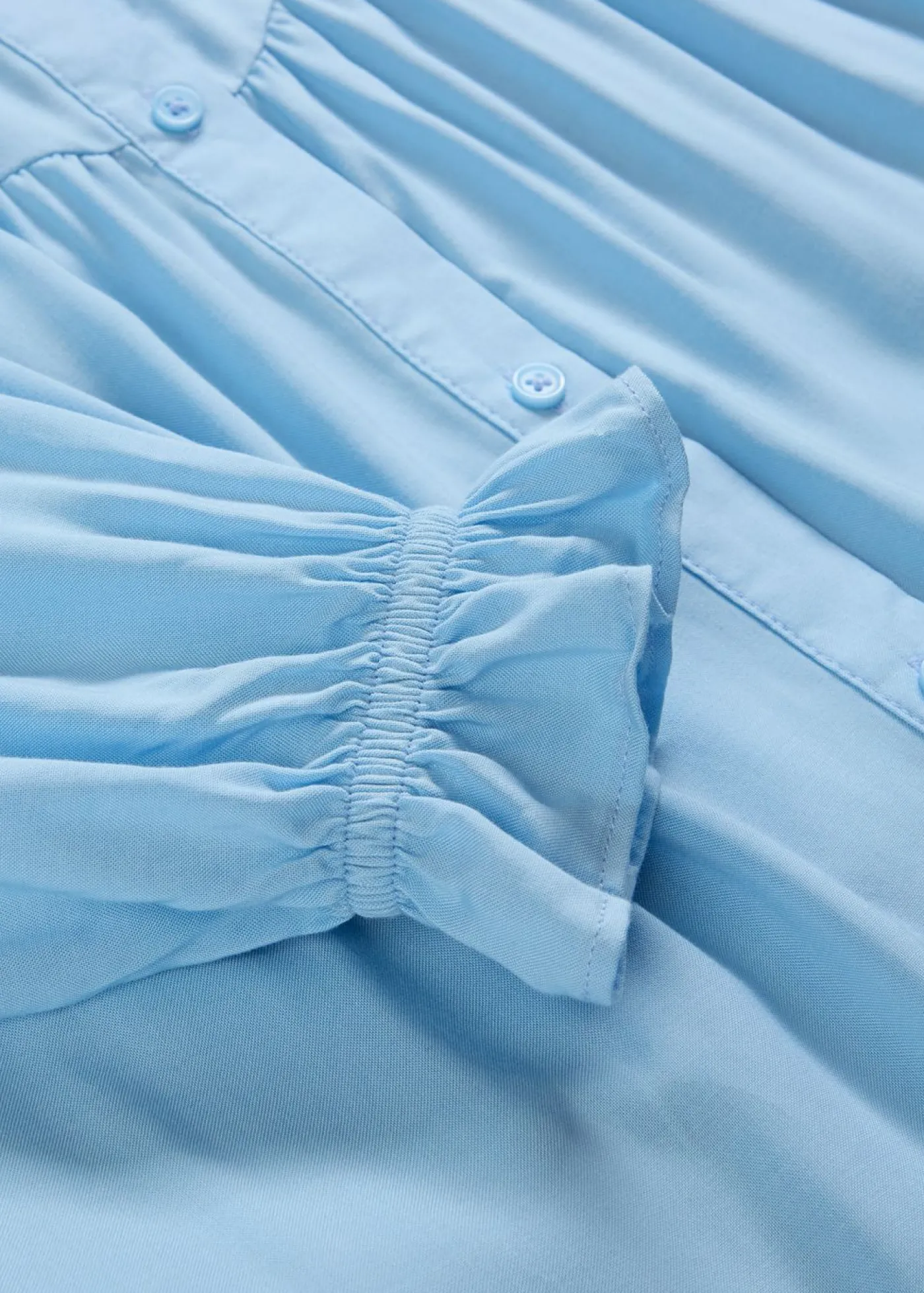 bonprix bonprix Blusa estilo prairie de viscosa fluida Azul claro New