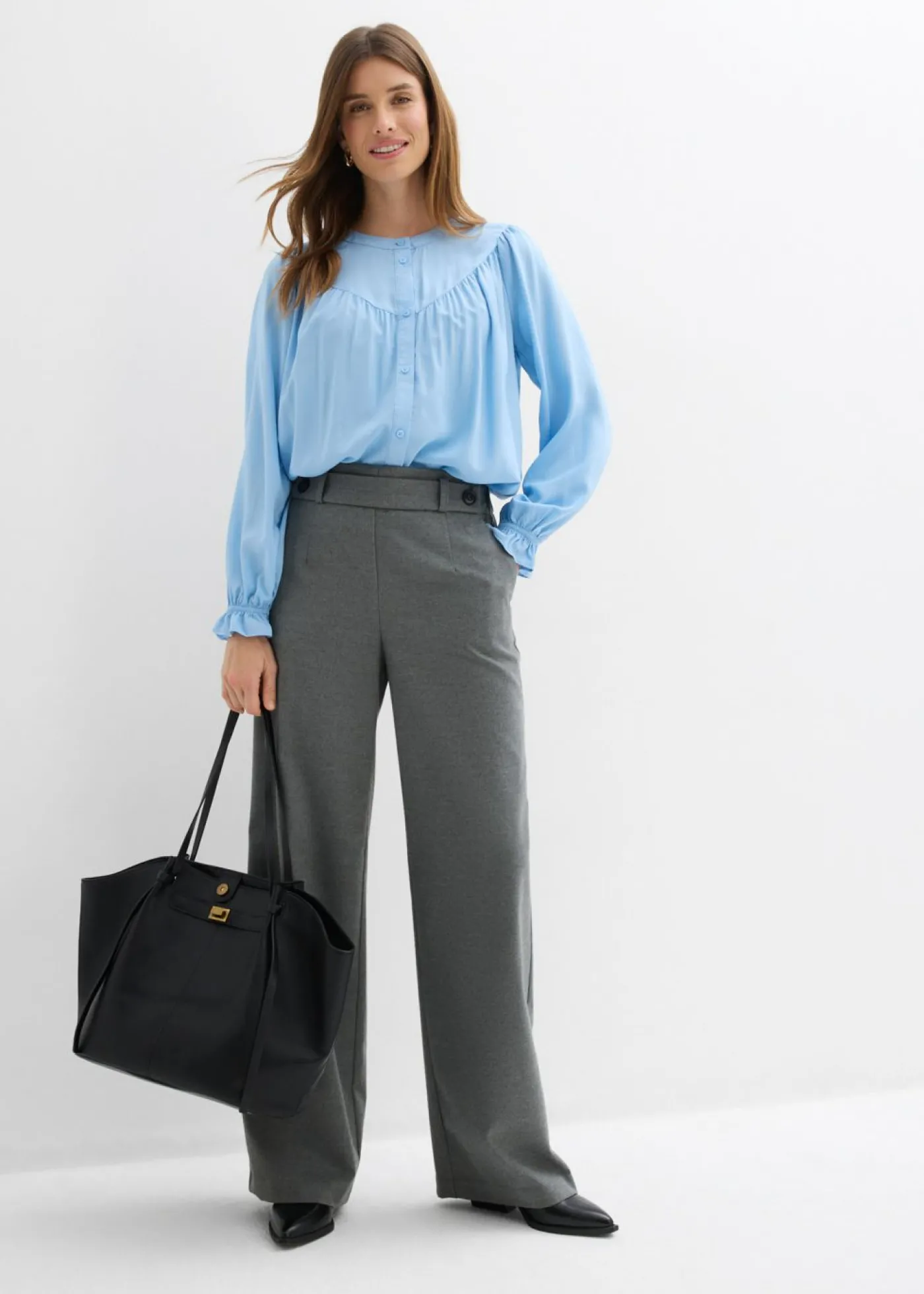 bonprix bonprix Blusa estilo prairie de viscosa fluida Azul claro New