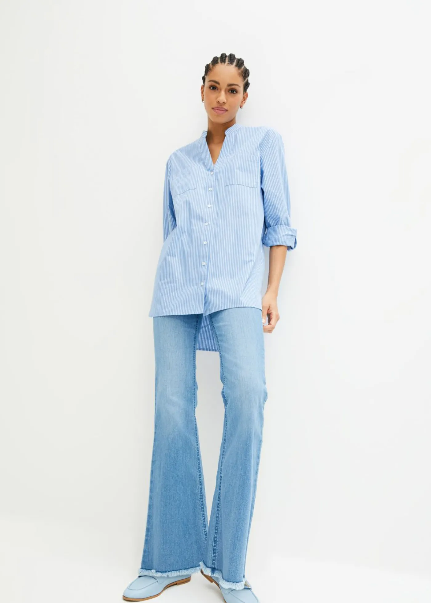bonprix bonprix Blusa larga con mangas remangables Azul provenzal-blanco de rayas Clearance