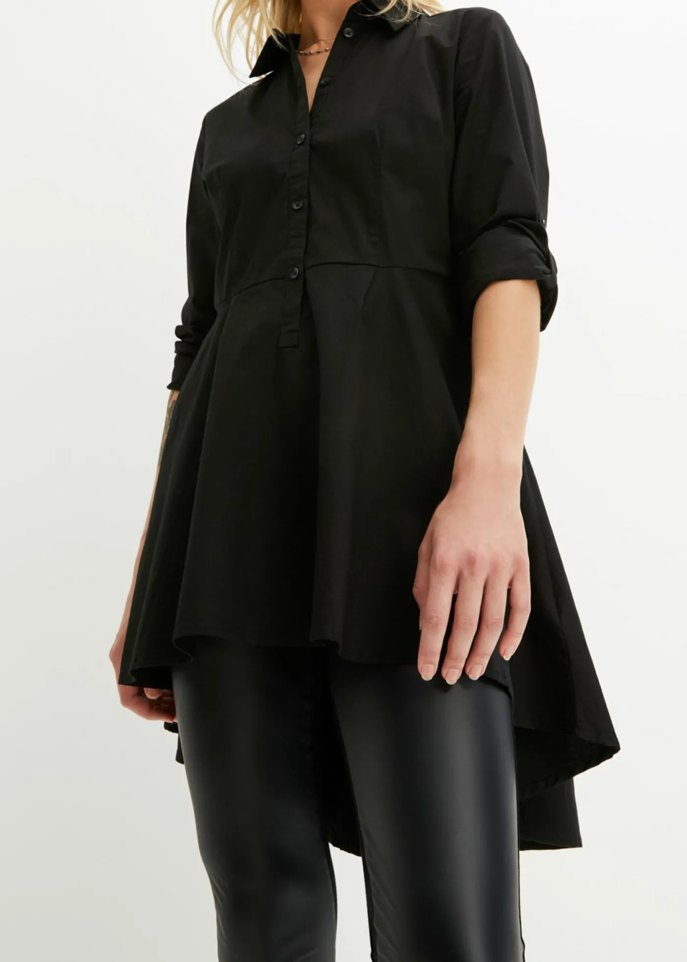 bonprix bonprix Blusa larga con volante Negro Clearance