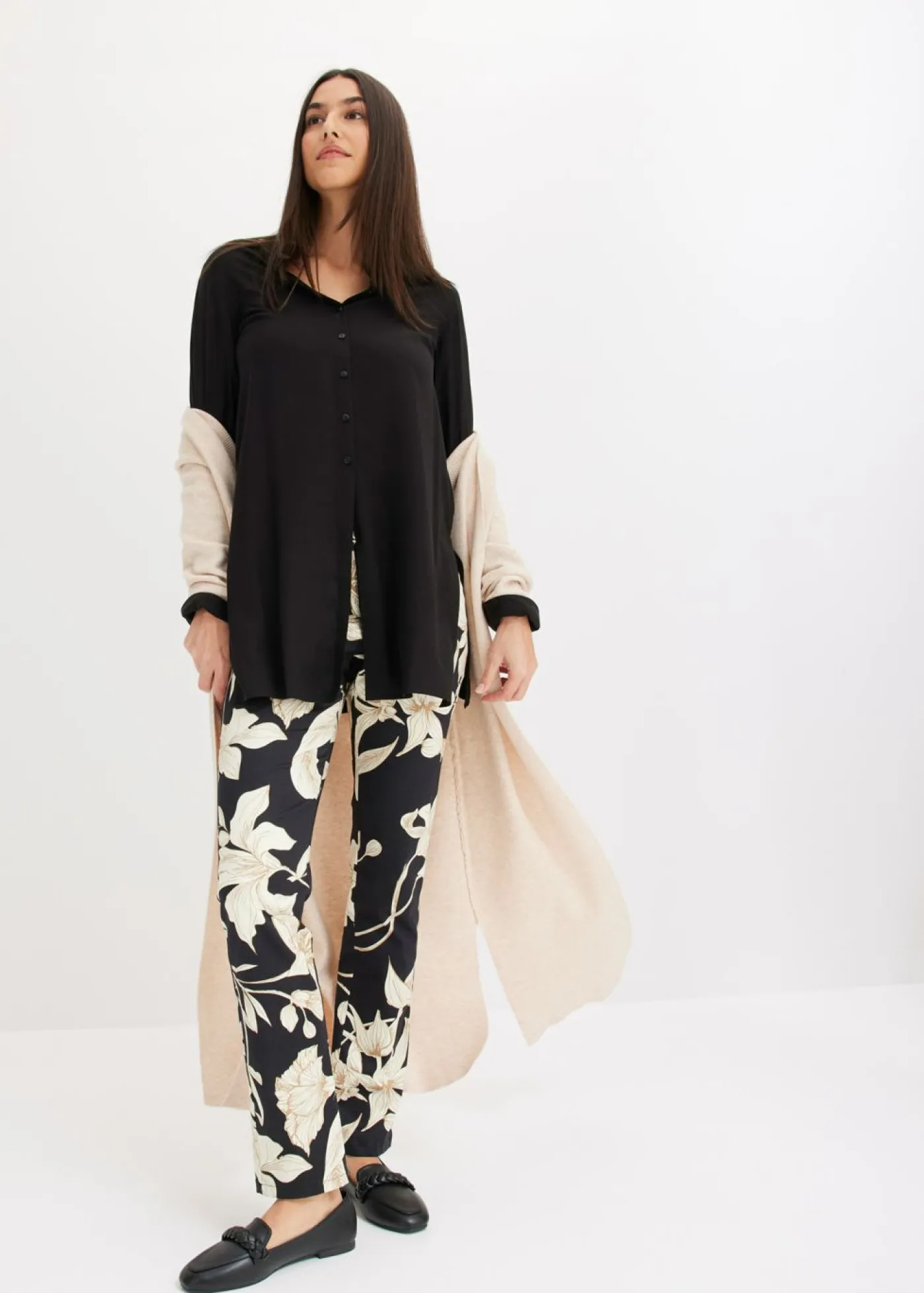 bonprix bonprix Blusa larga de viscosa Negro Sale