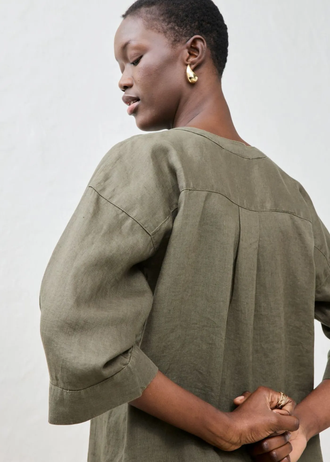 bonprix bonprix Blusa oversize de lino puro Verde oliva oscuro Discount