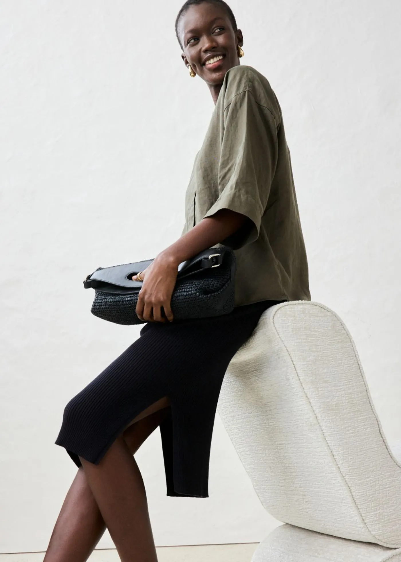 bonprix bonprix Blusa oversize de lino puro Verde oliva oscuro Discount