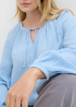 bonprix bonprix Blusa sin cierre de muselina ligera Azul claro Hot