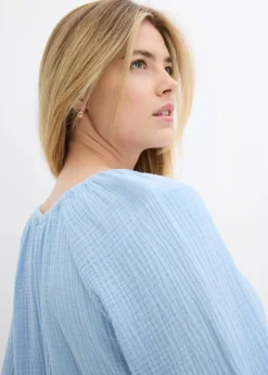 bonprix bonprix Blusa sin cierre de muselina ligera Azul claro Hot