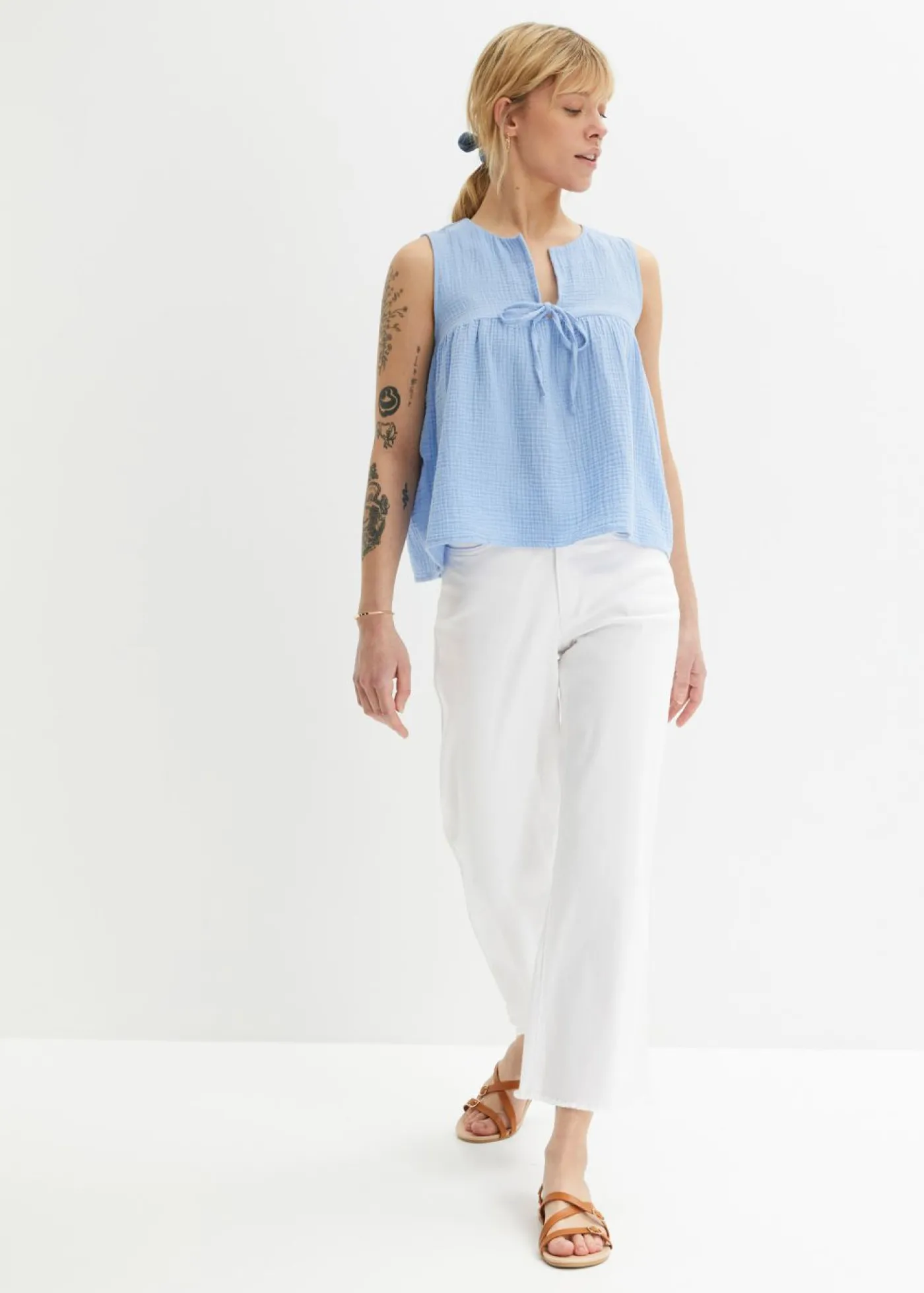 bonprix bonprix Blusa sin mangas Azul perla New