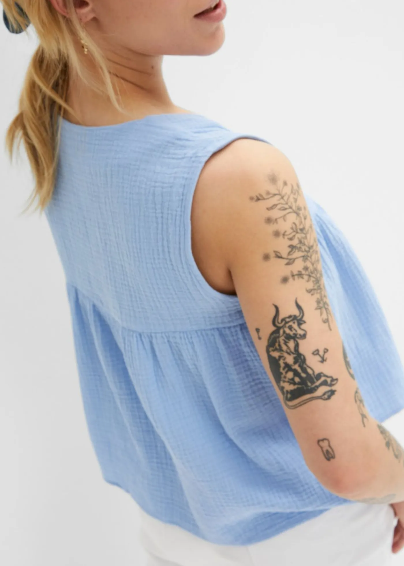 bonprix bonprix Blusa sin mangas Azul perla New