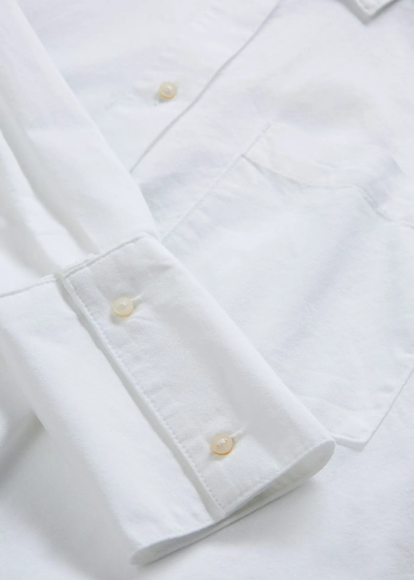 bonprix bonprix Blusa tipo Oxford de algodón orgánico Blanco