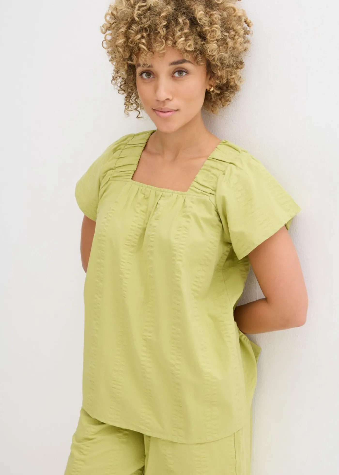 bonprix bonprix Blusa tipo túnica de milrayas de algodón pistacho mate Outlet