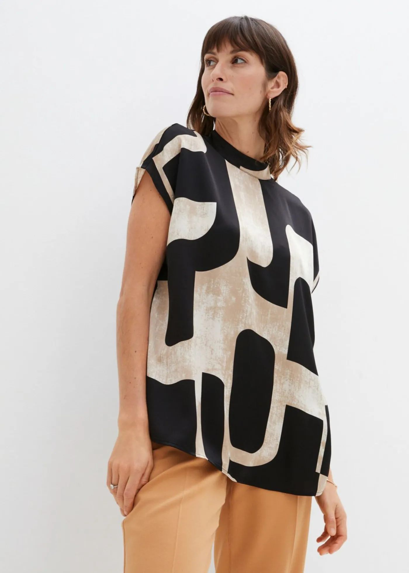bonprix bonprix Blusa tipo túnica de staén negro/gris guijarro/beige-kaki Best