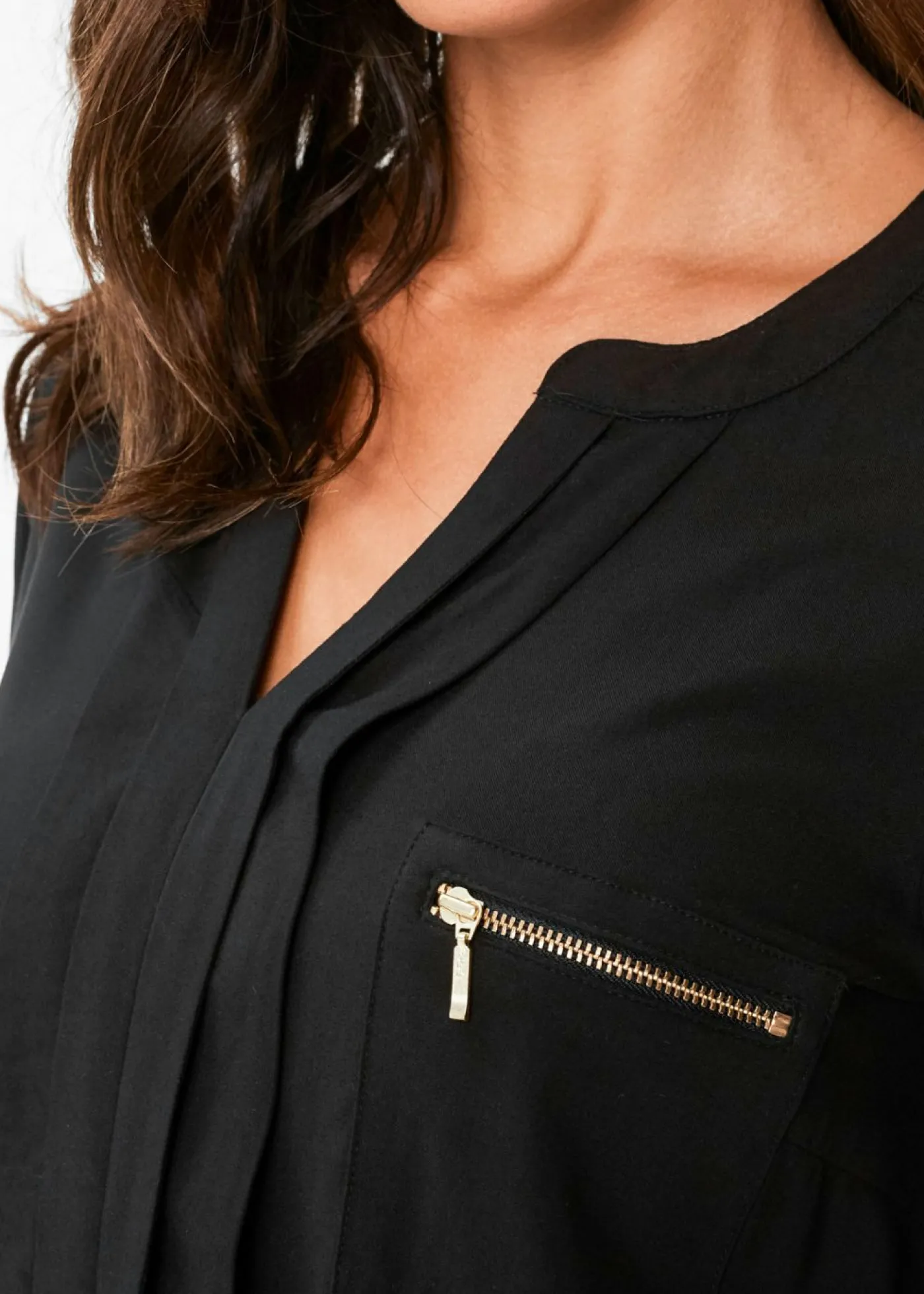 bonprix bonprix Blusa tipo túnica de viscosa fluida Negro Hot