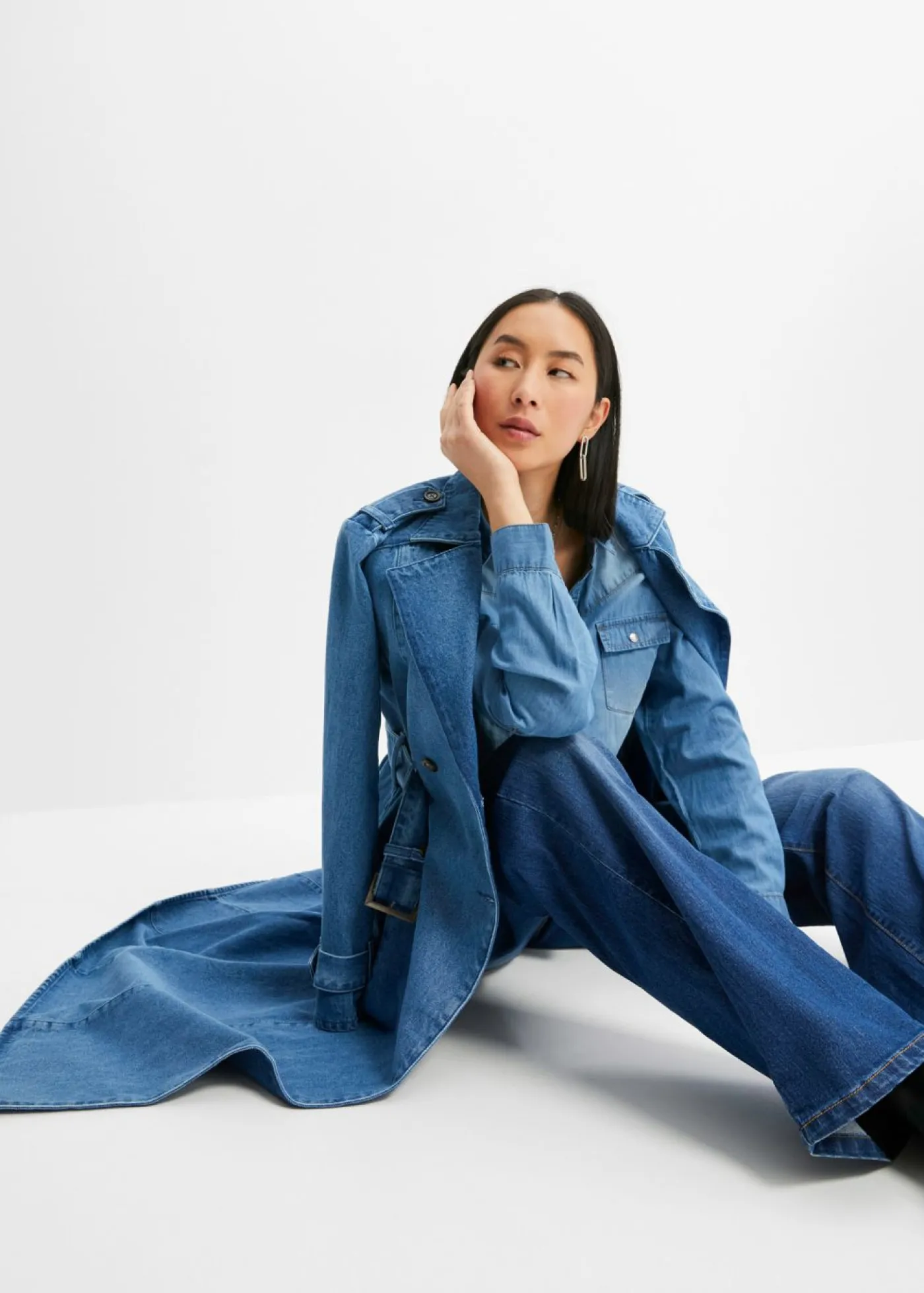 bonprix bonprix Blusa vaquera con cierres a presión azul provenzal