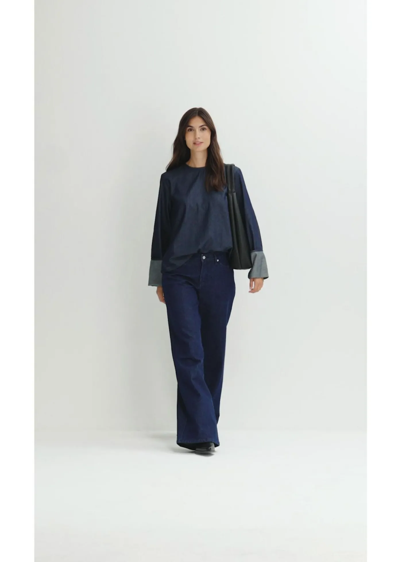 bonprix bonprix Blusa vaquera con mangas anchas Azul oscuro denim Sale
