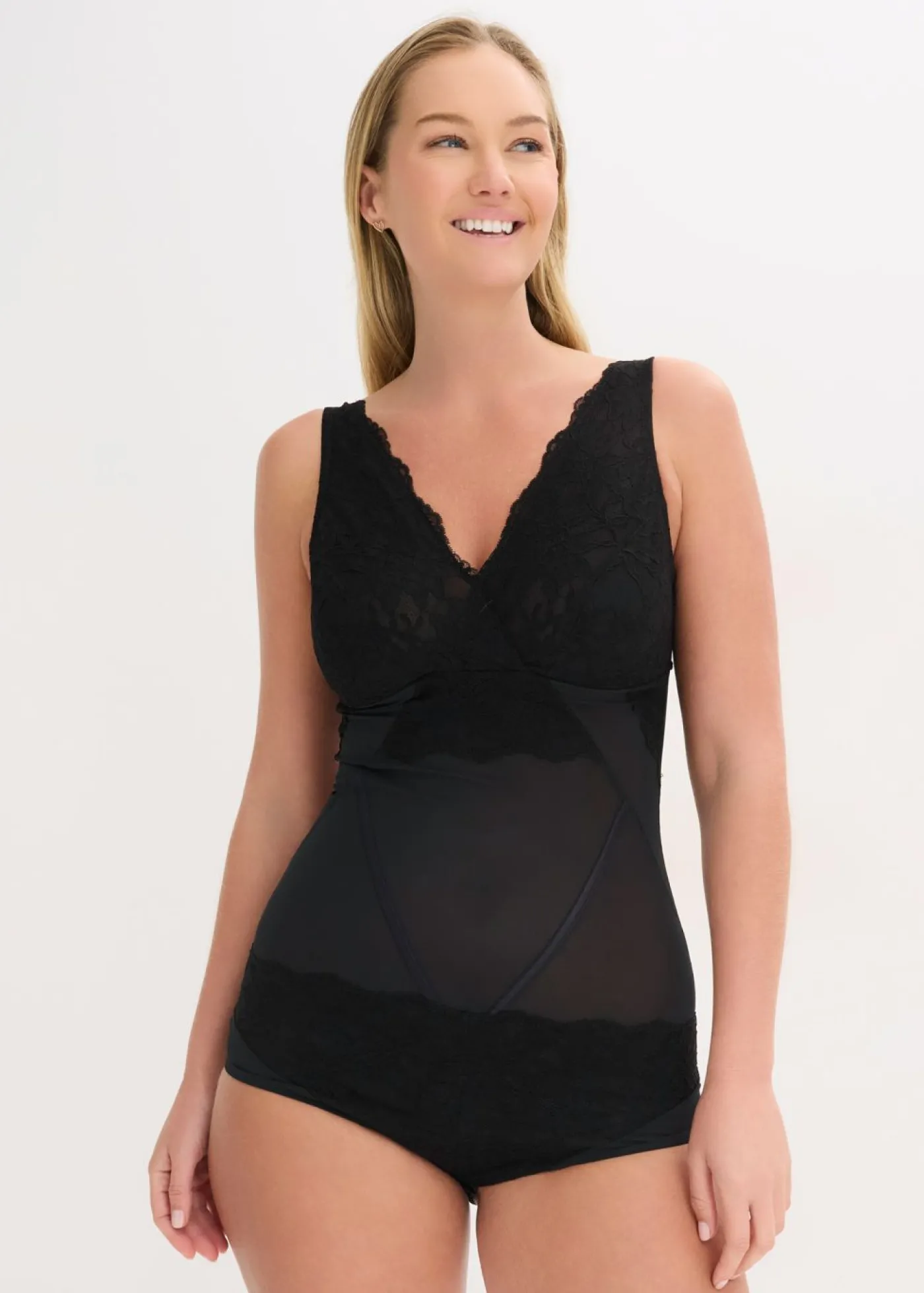 bonprix bonprix Body con ligero efecto moldeador y encaje Negro Outlet