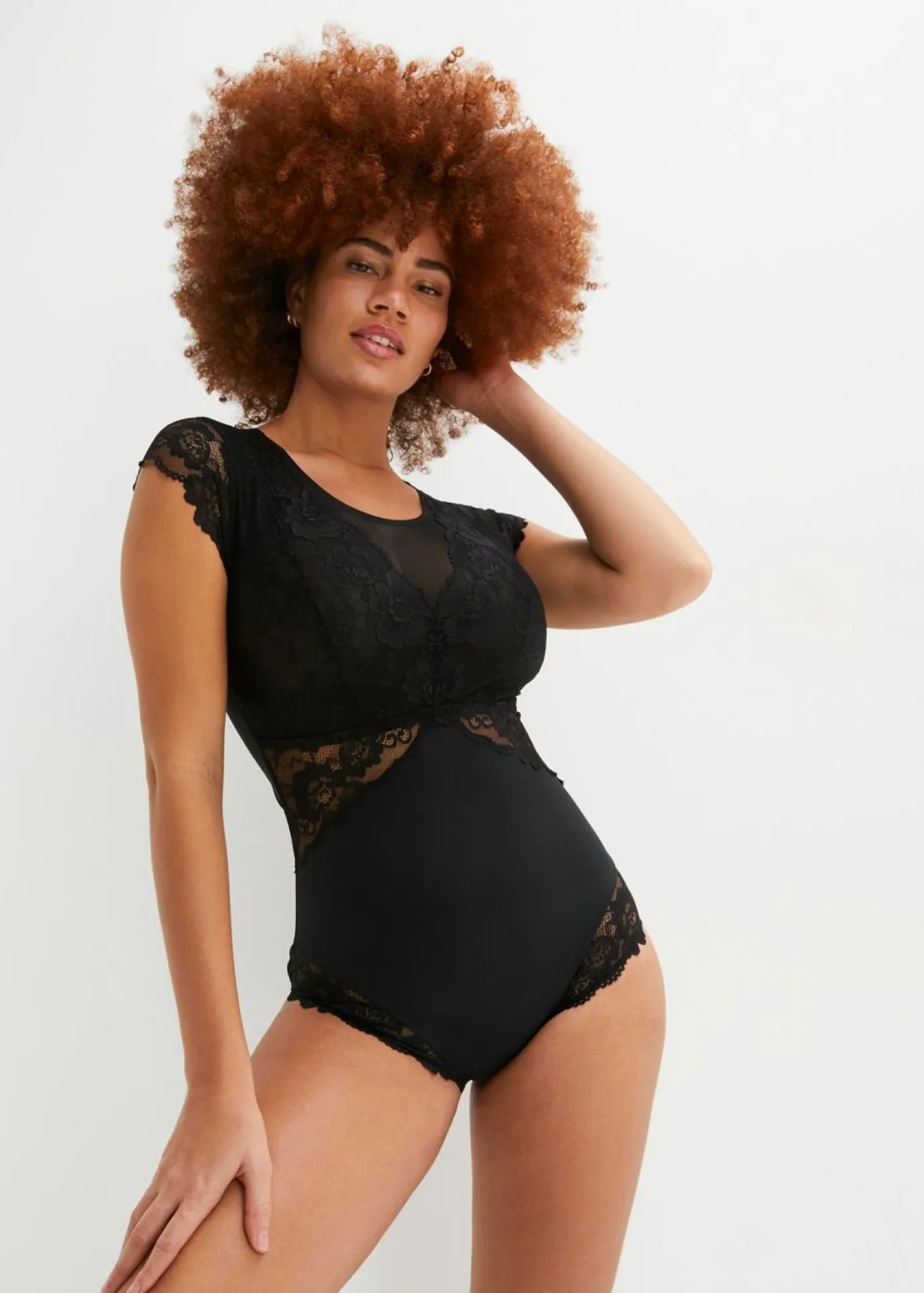 bonprix bonprix Body sin aros con encaje delicado Negro Hot