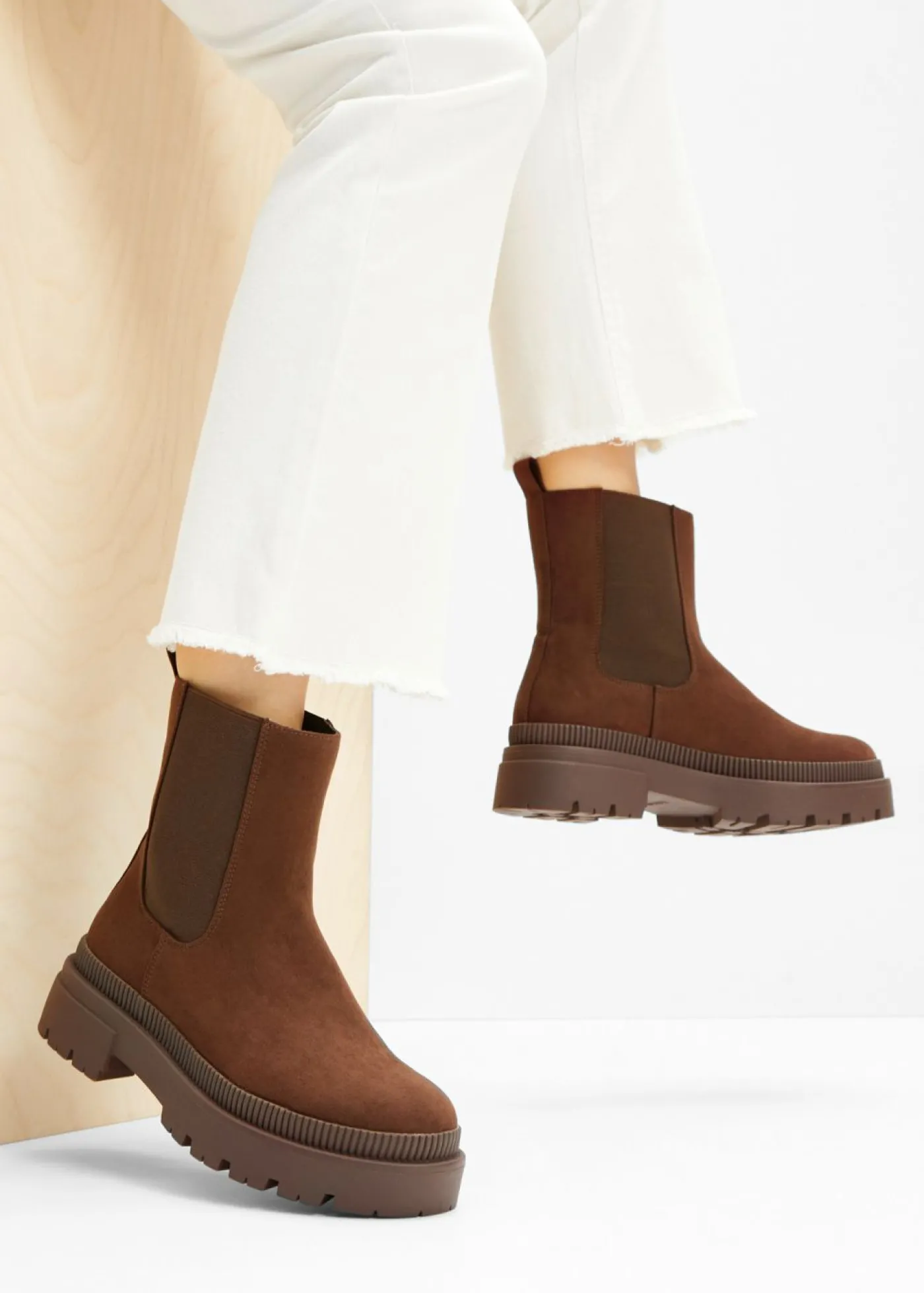 bonprix bonprix Botas Chelsea marrón New