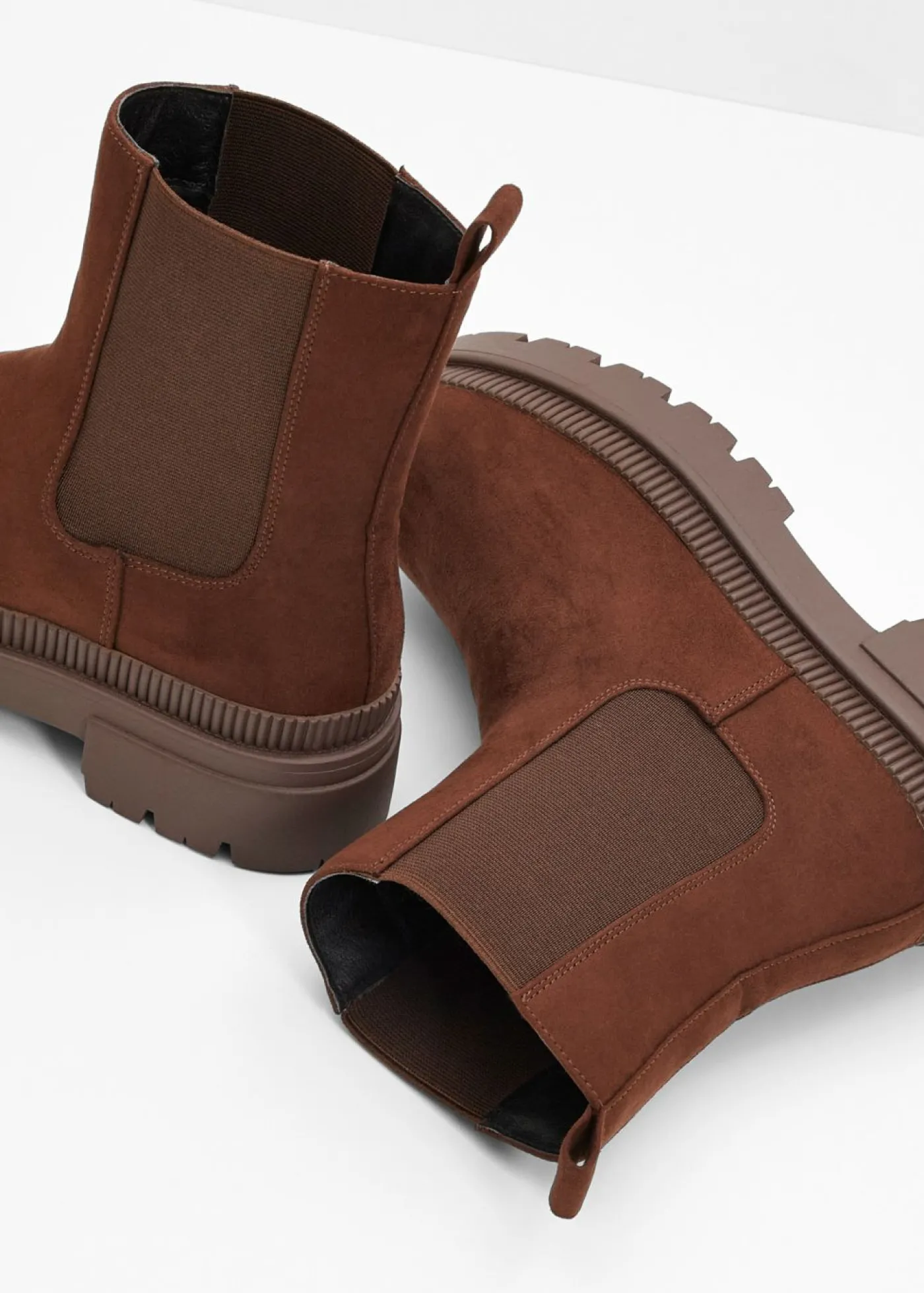 bonprix bonprix Botas Chelsea marrón New