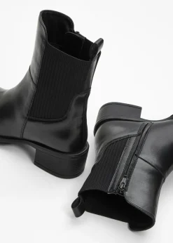 bonprix bonprix Botas de cuero Negro