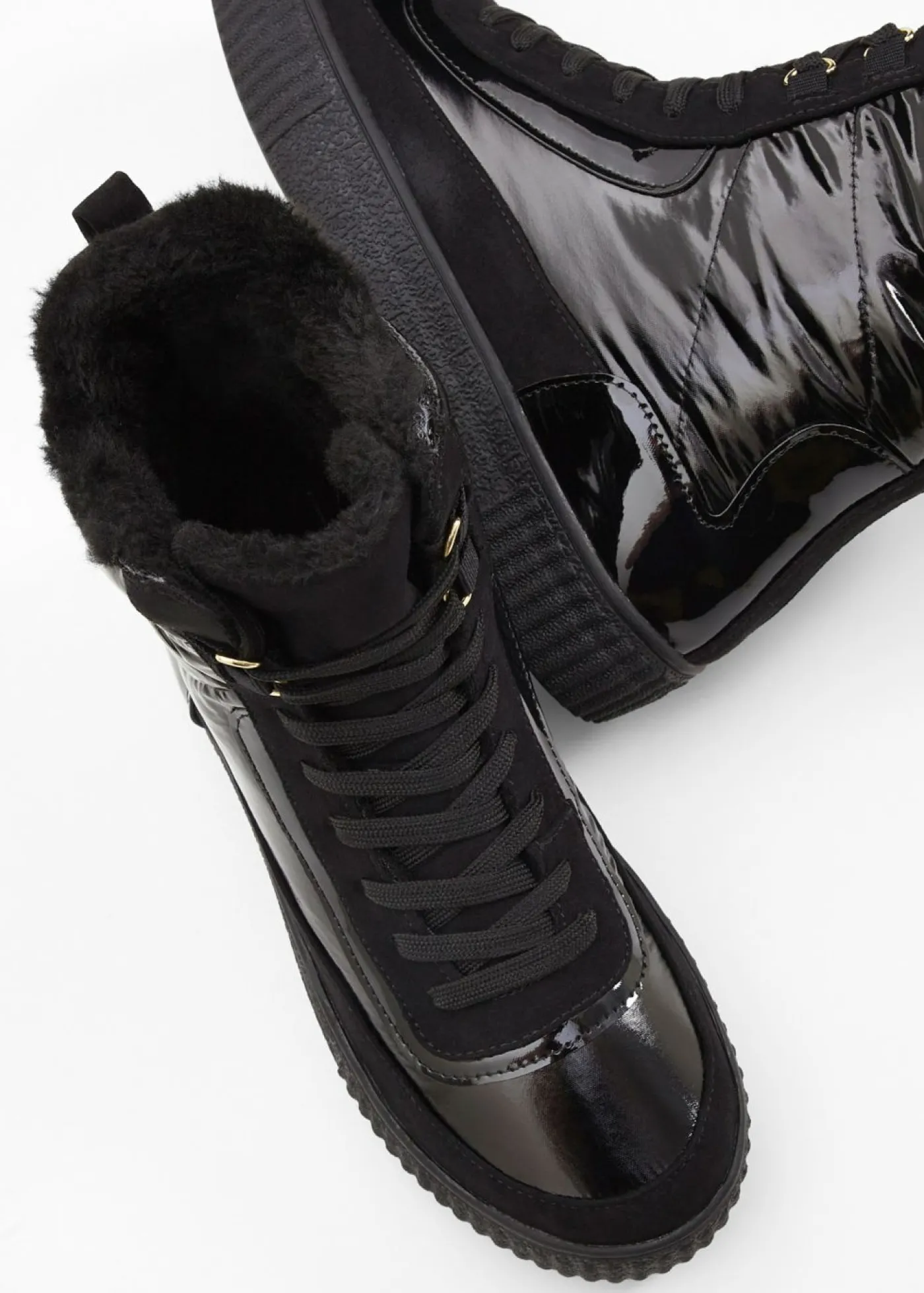 bonprix bonprix Botas forradas con cordones Negro Hot