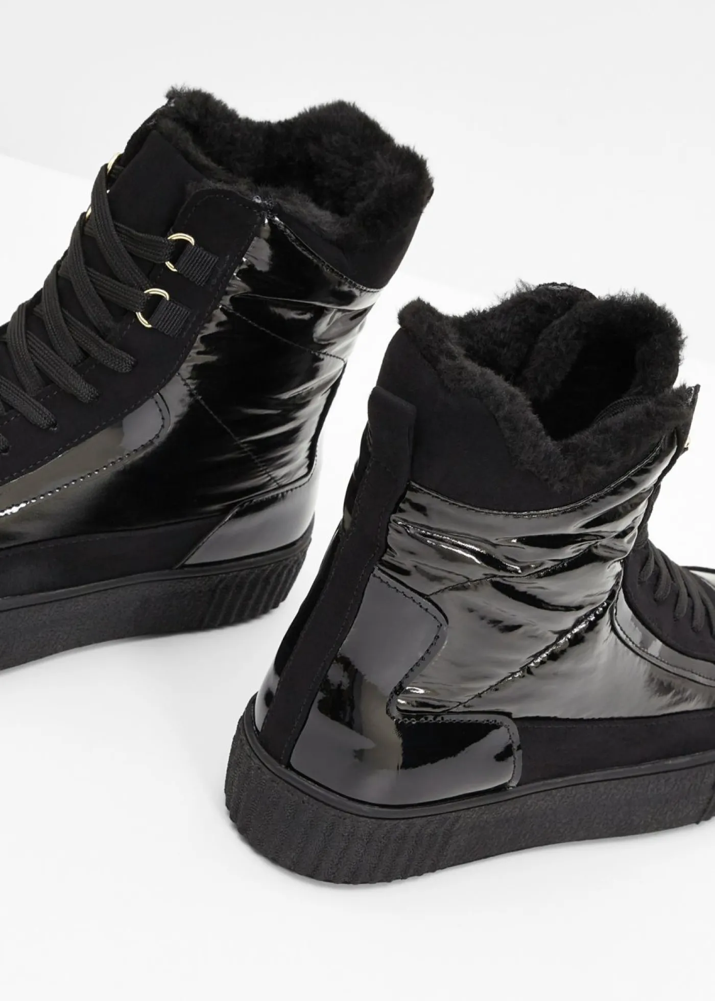 bonprix bonprix Botas forradas con cordones Negro Hot