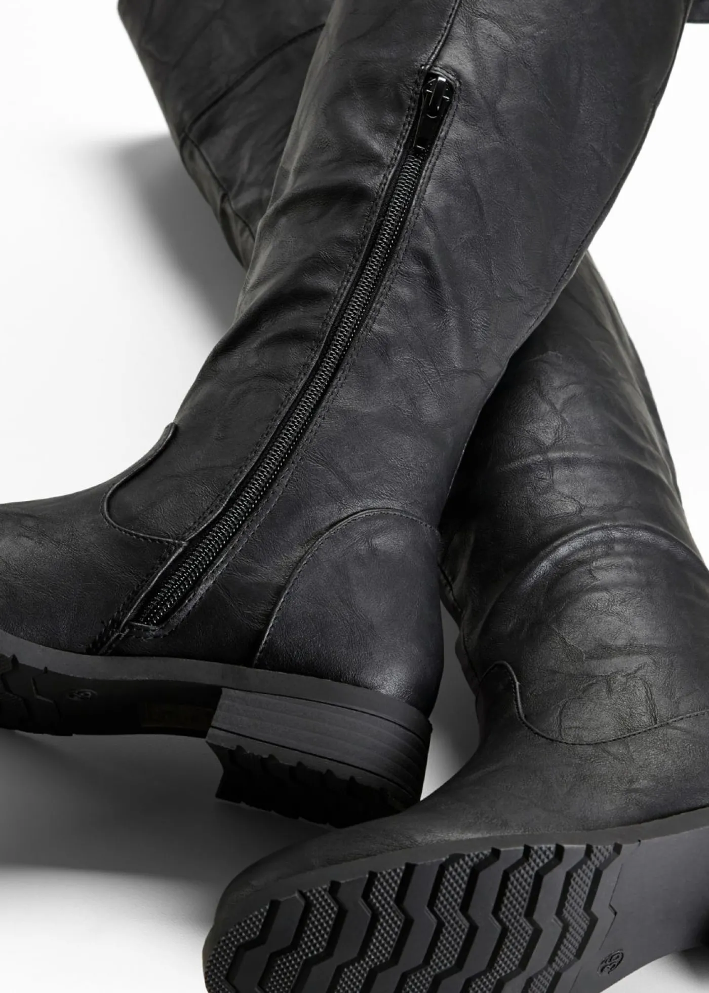 bonprix bonprix Botas por encima de la rodilla Negro Clearance