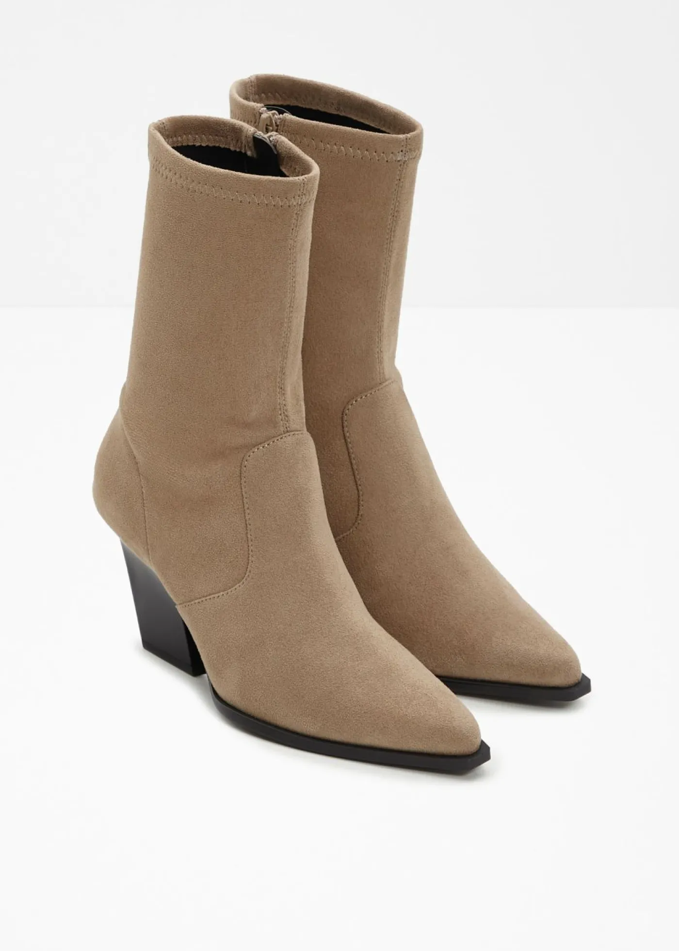 bonprix bonprix Botines oliva pálido New