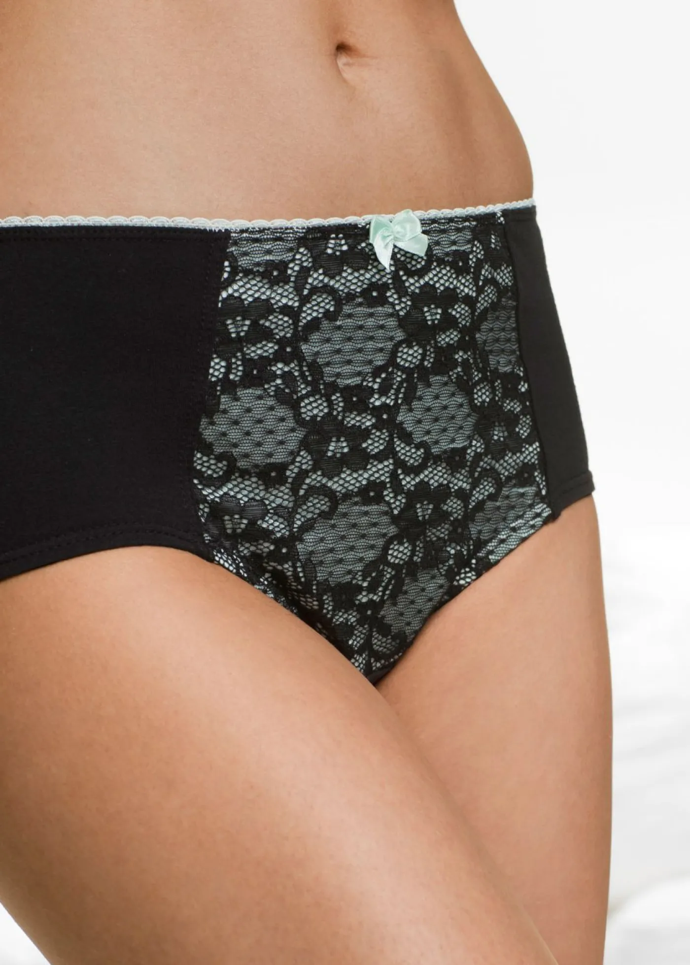 bonprix bonprix Braga con algodón orgánico (4 unidades) Negro Outlet