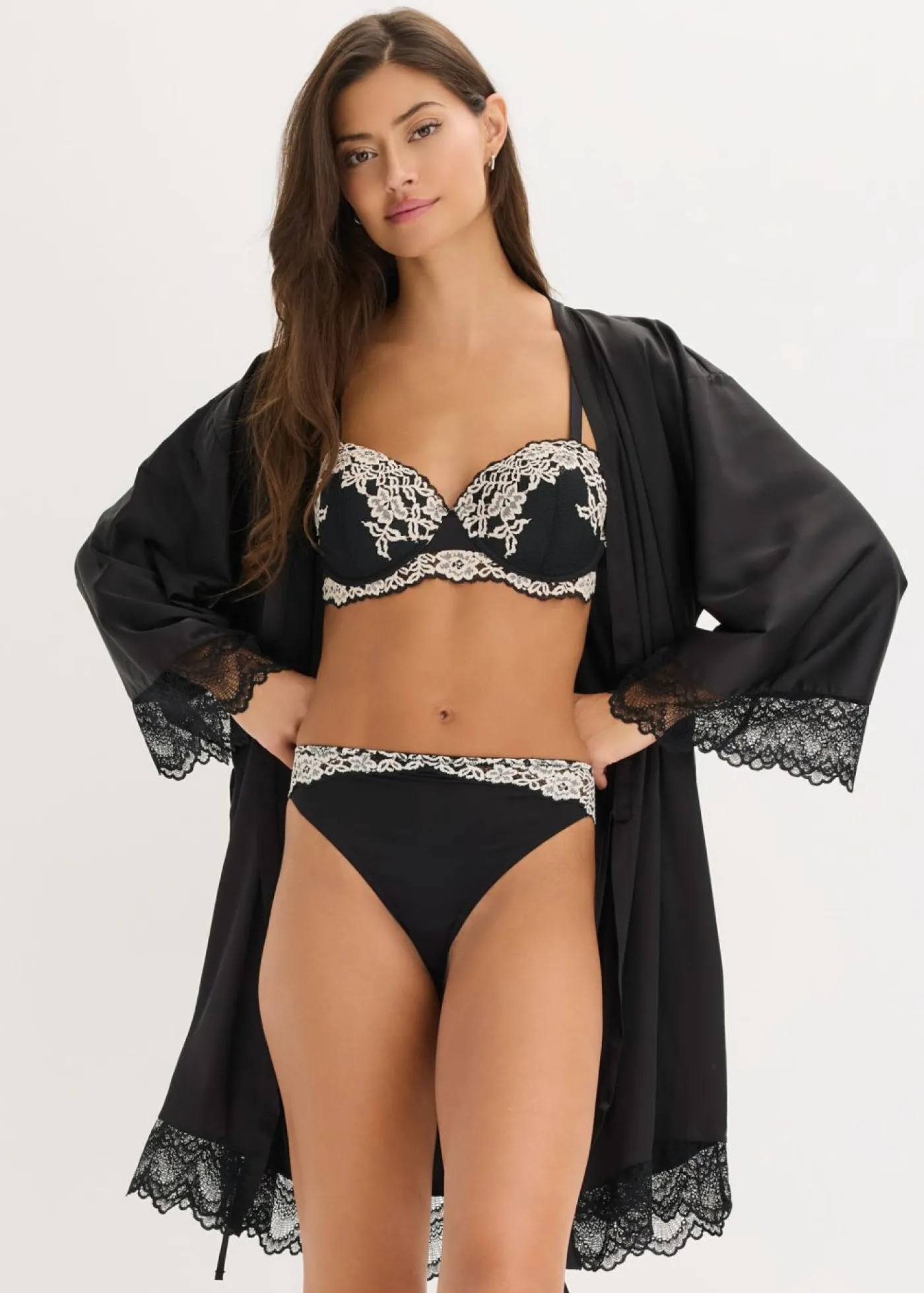 bonprix bonprix Braga de encaje bicolor (2 unidades) Negro-blanco lana Outlet