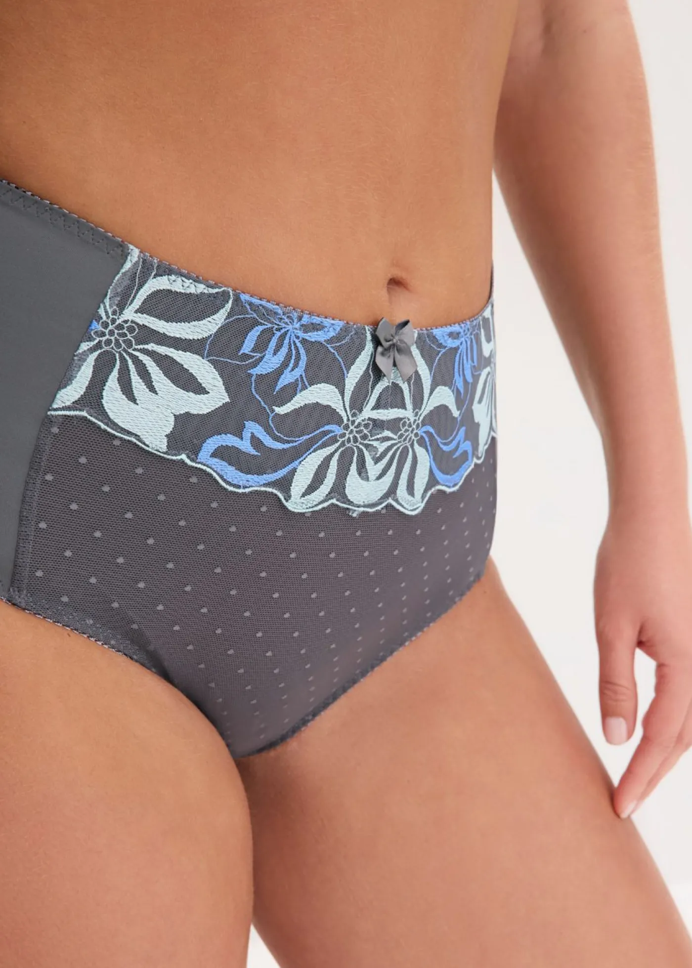 bonprix bonprix Braguita moldeadora con bordado delicado Gris granito Clearance