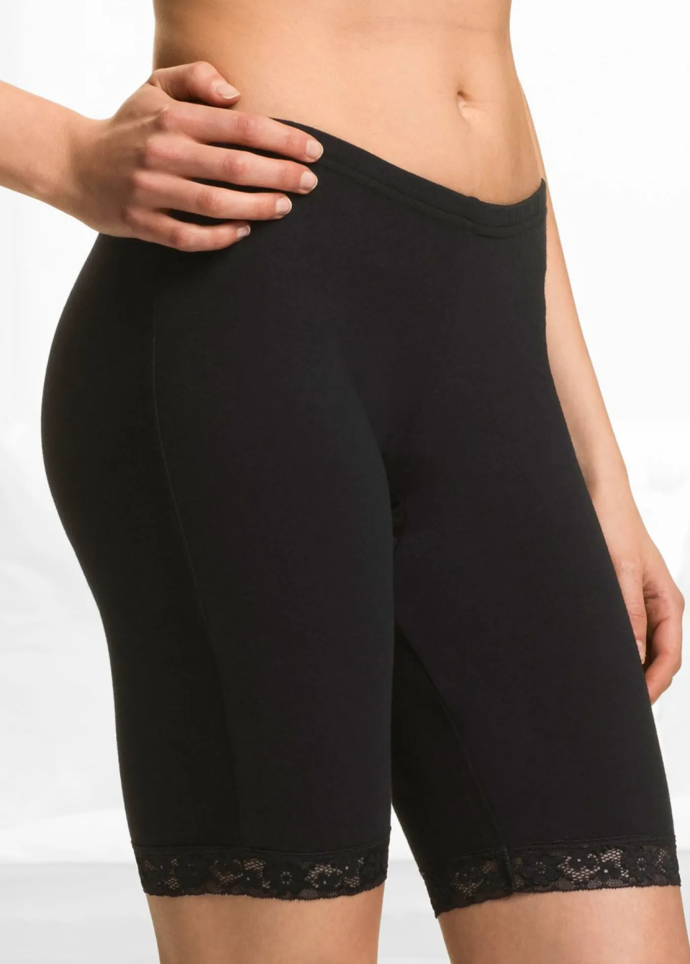 bonprix bonprix Bóxer largo con encaje para mujeres (3 unidades) Negro-blanco lana Online