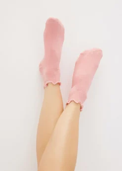 bonprix bonprix Calcetines cortos con algodón orgánico y borde ondulado (6 pares) blanco-negro-amarillo claro-verde pastel-rosa pálido Sale