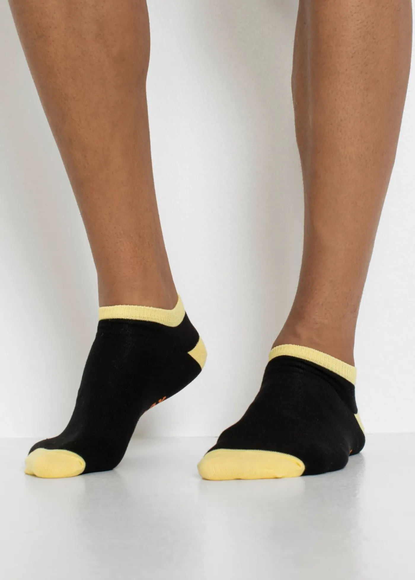 bonprix bonprix Calcetines deportivos de algodón orgánico (8 pares) Negro multicolor Hot