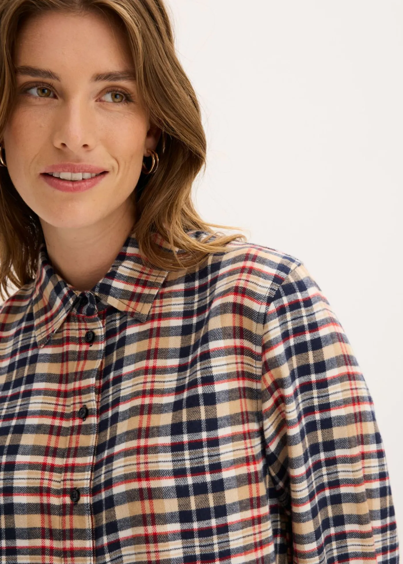 bonprix bonprix Camisa de franela de algodón puro blanco perla-azul tinta-caqui claro-rojo lava a cuadros New
