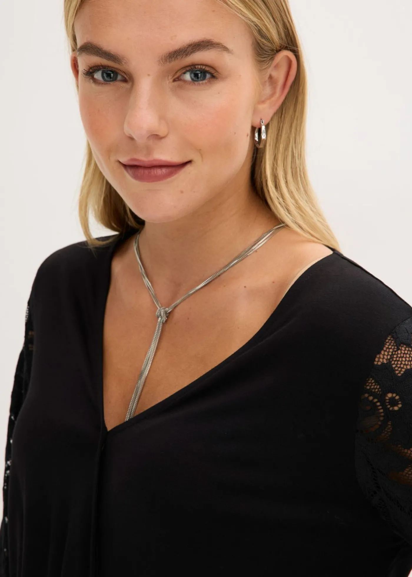 bonprix bonprix Camisa de manga larga con encaje Negro Sale