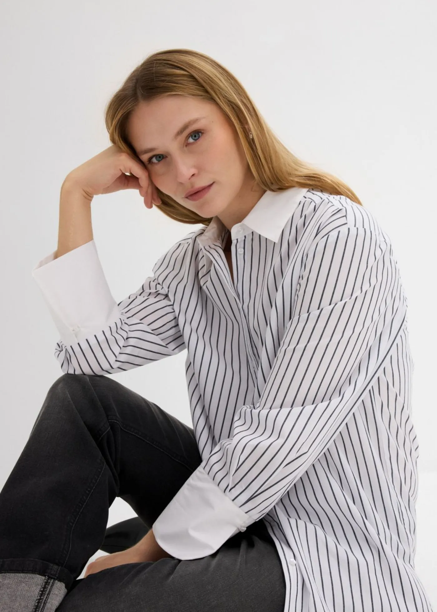 bonprix bonprix Camisa holgada de algodón puro Blanco-azul marino con rayas Best