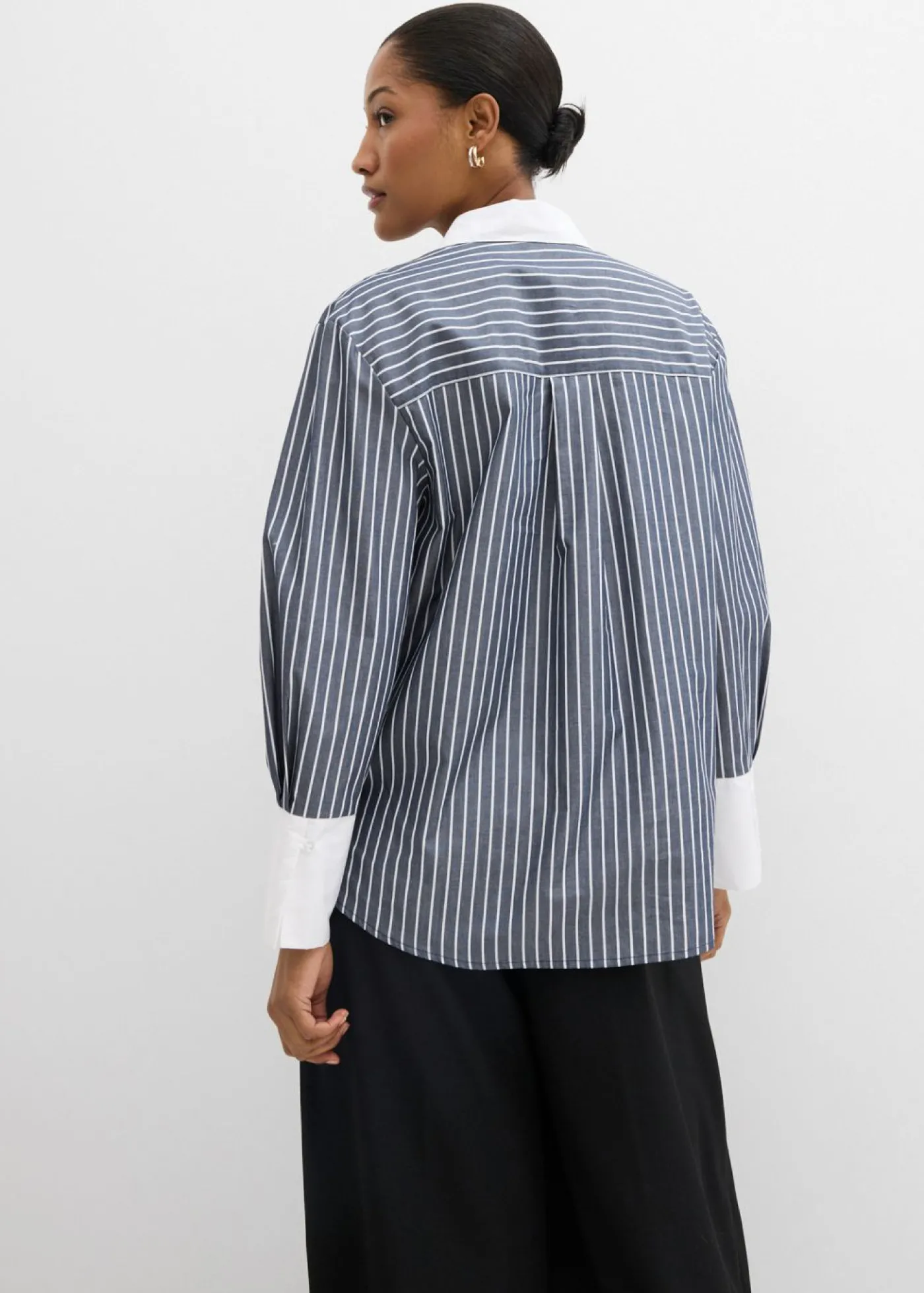 bonprix bonprix Camisa holgada de algodón puro Azul marino-blanco de rayas Clearance