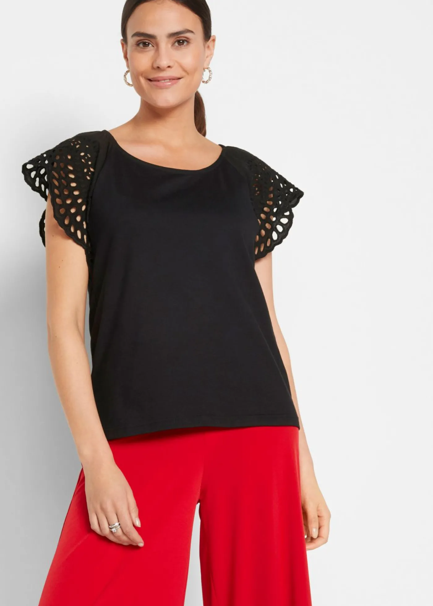 bonprix bonprix Camiseta con bordado calado Negro Outlet