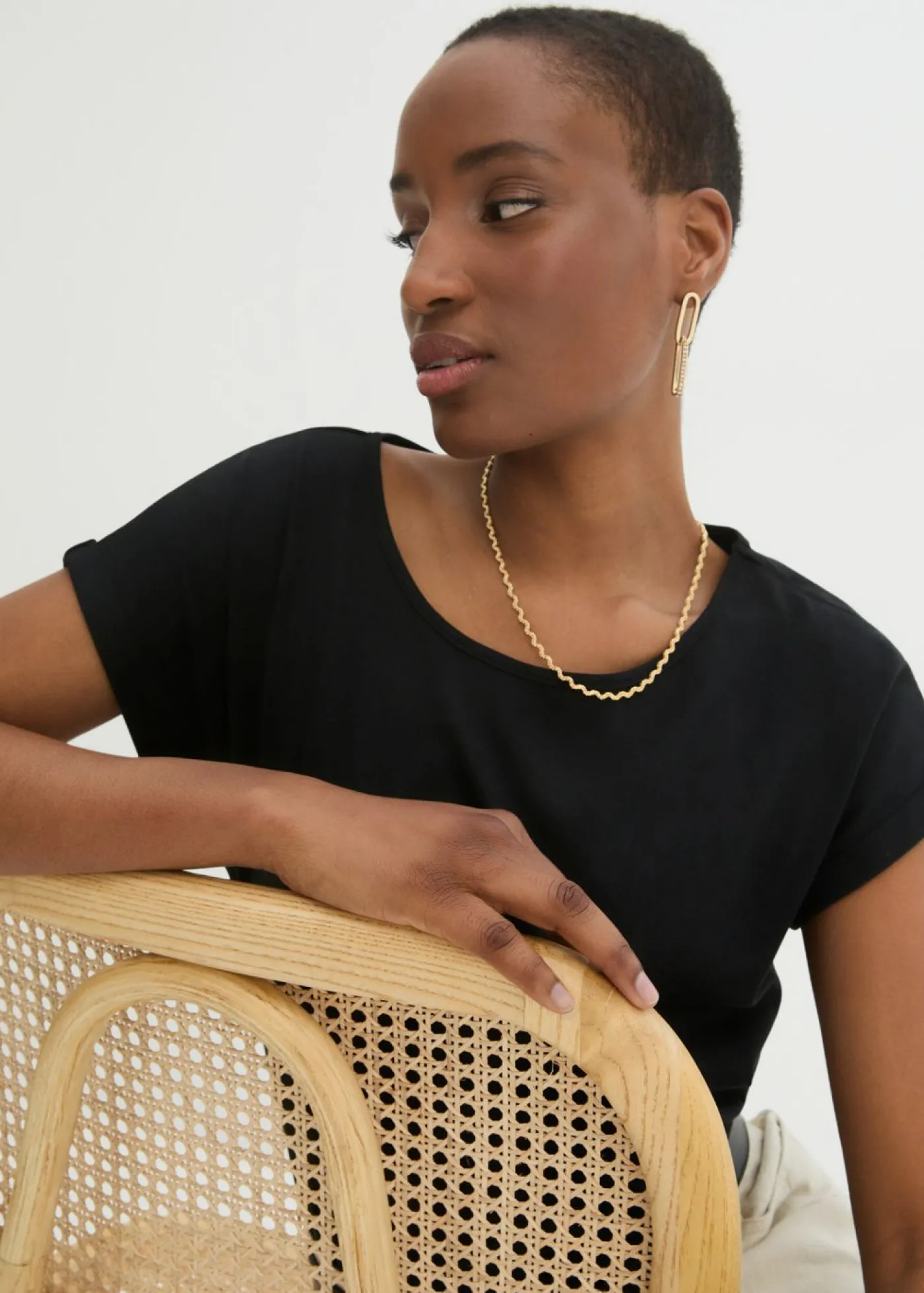 bonprix bonprix Camiseta con contenido de seda Negro Best