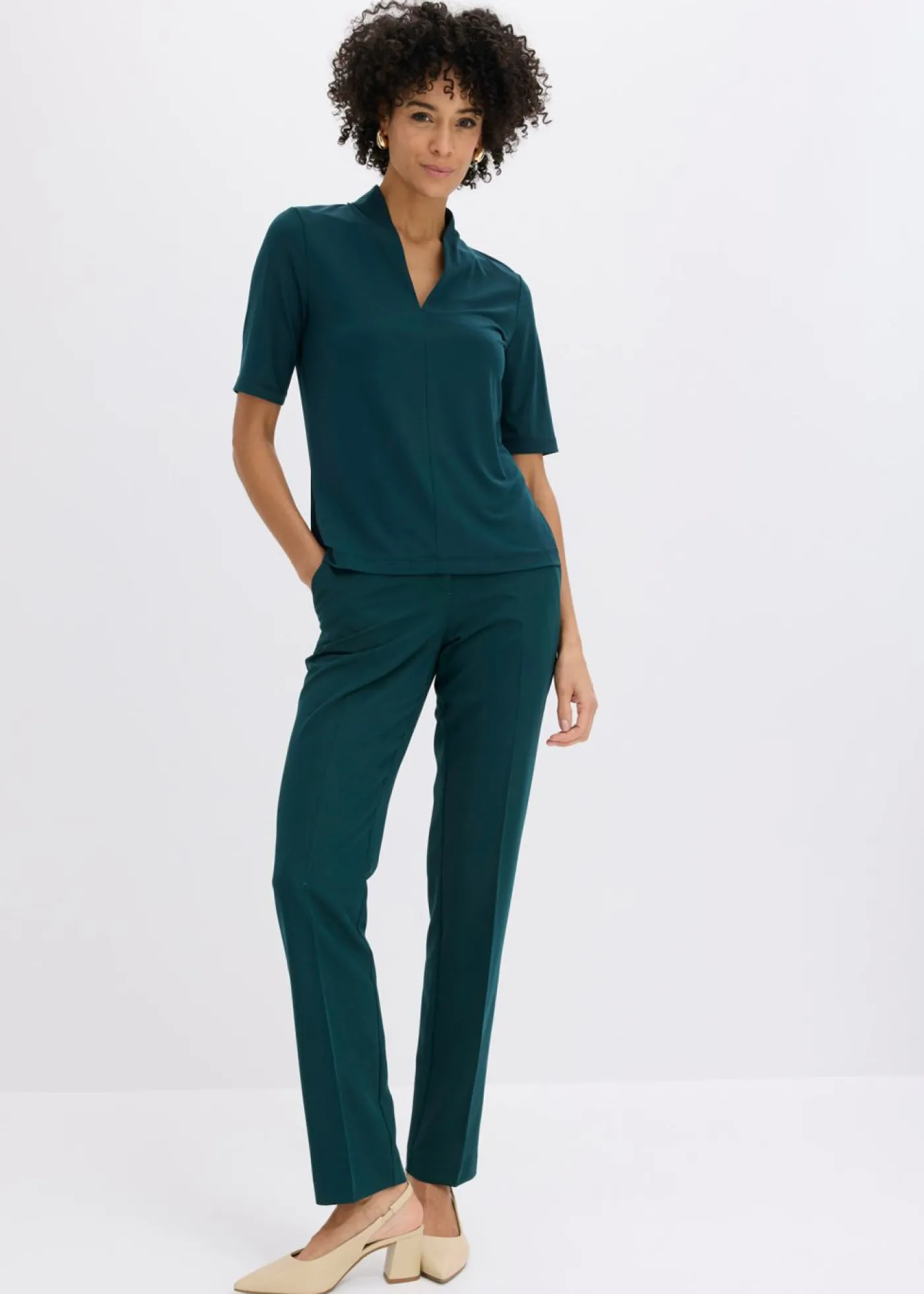 bonprix bonprix Camiseta con cuello chimenea Verde intenso Online