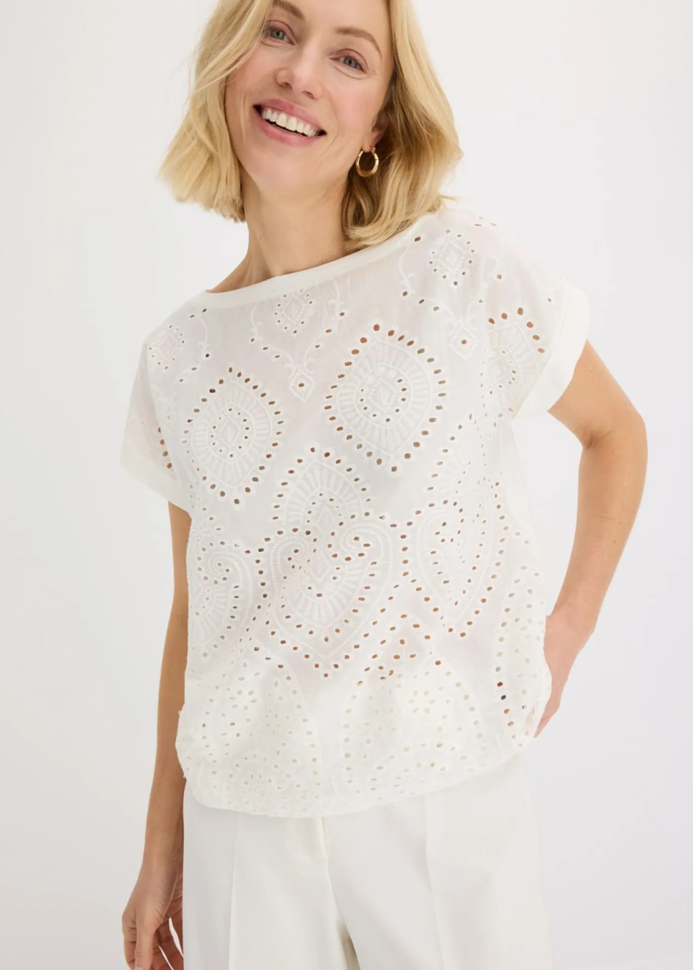 bonprix bonprix Camiseta con encaje calado Blanco lana Hot