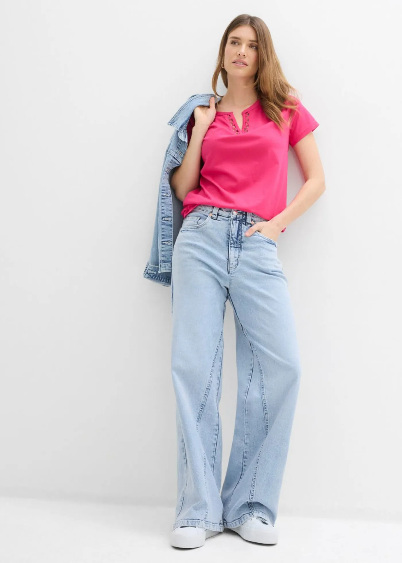 bonprix bonprix Camiseta con escote decorativo Pink lady Clearance