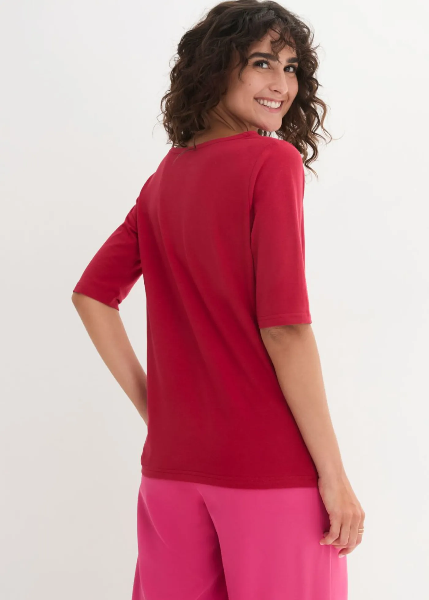 bonprix bonprix Camiseta con escote en U y media manga Rojo New