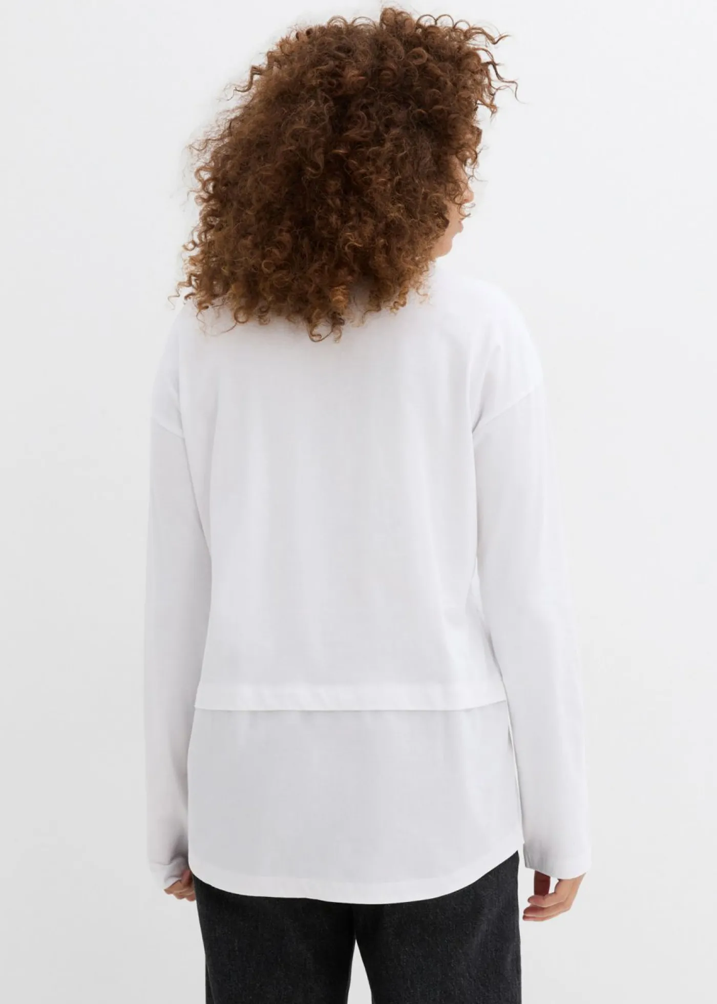 bonprix bonprix Camiseta con inserto de blusa de algodón orgánico puro Blanco Hot