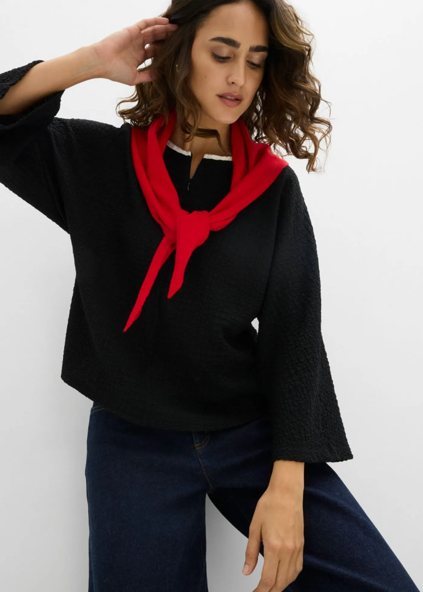 bonprix bonprix Camiseta con ribete en contraste Negro-blanco lana