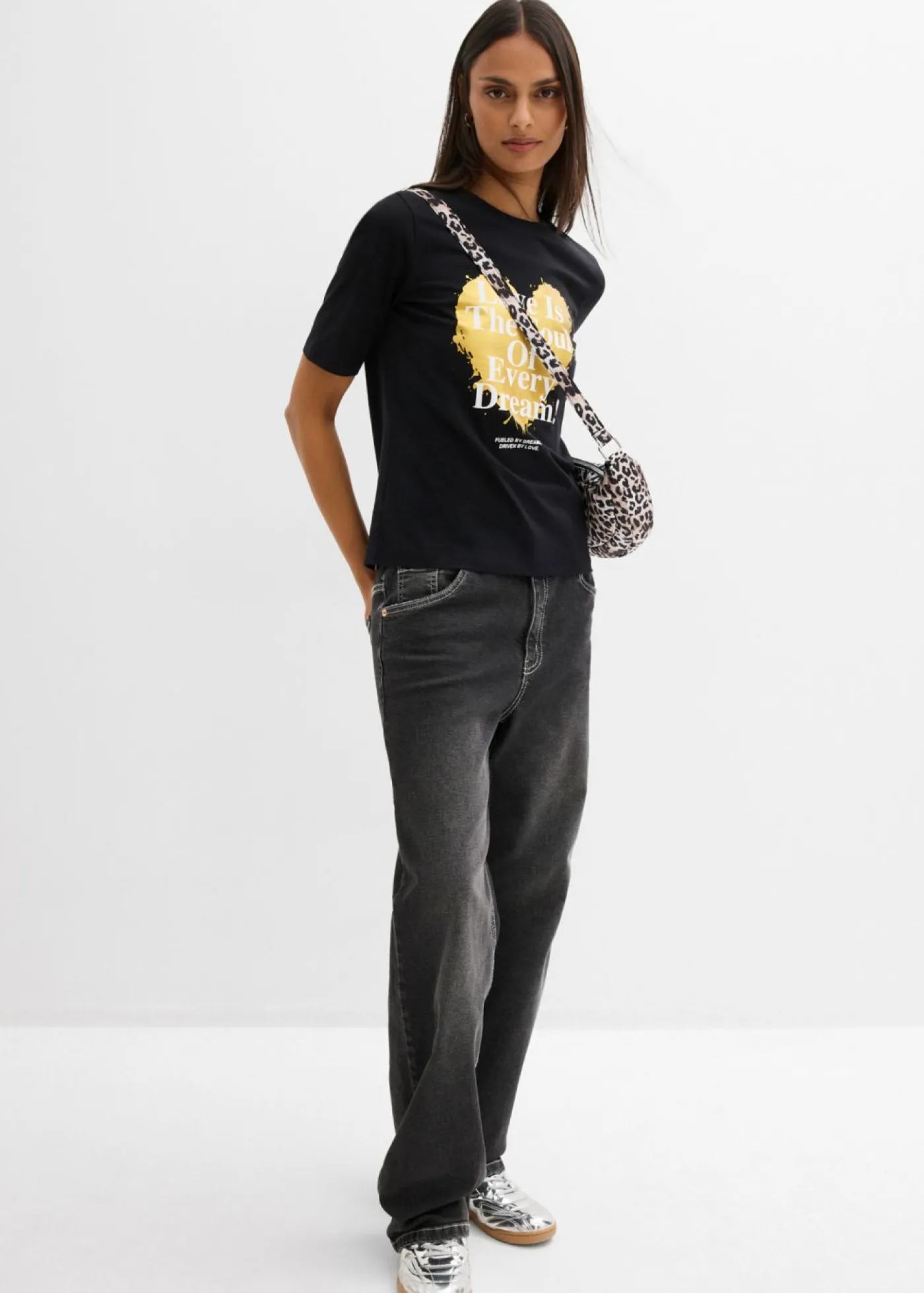 bonprix bonprix Camiseta de algodón orgánico puro Negro-oro Discount