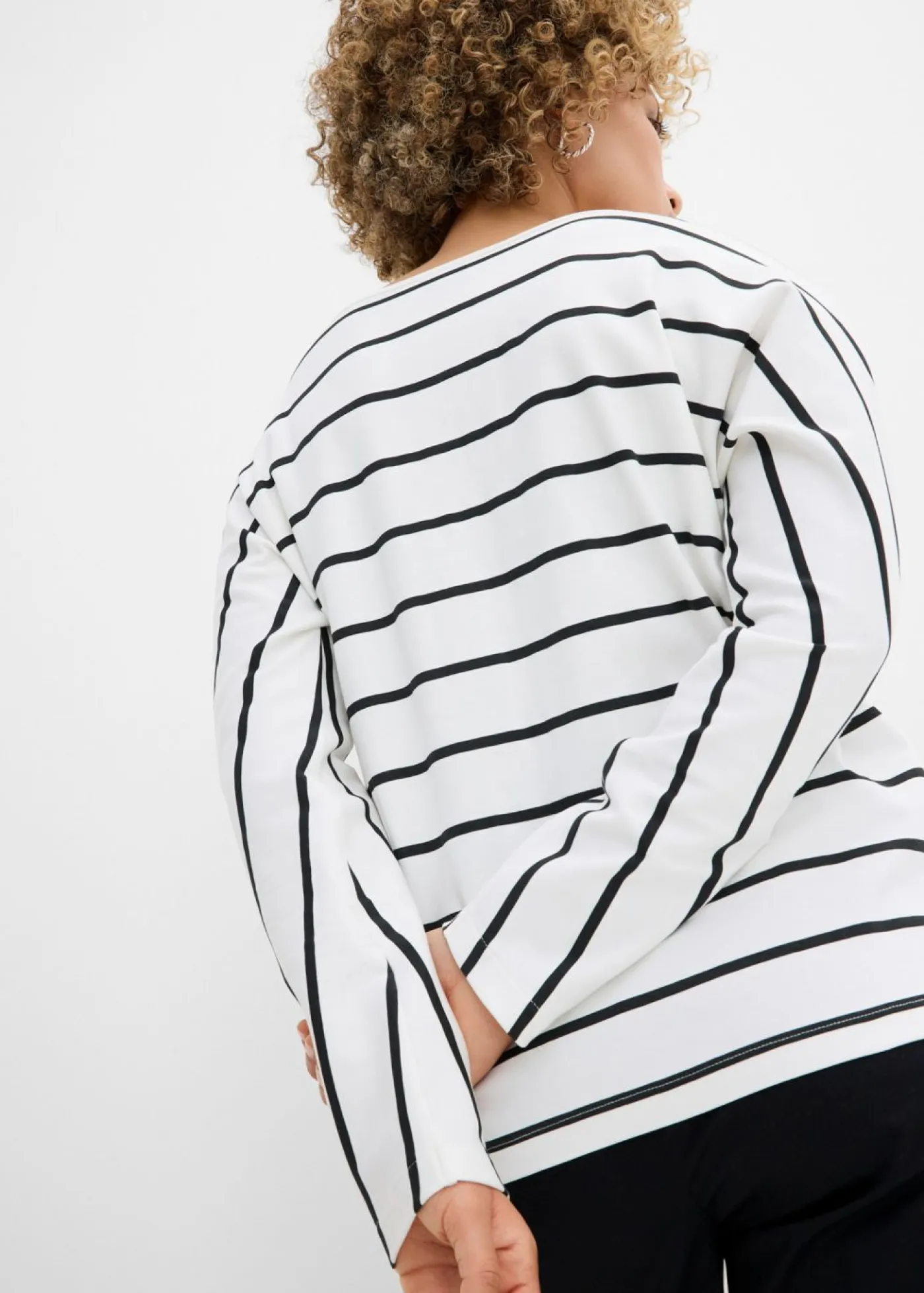 bonprix bonprix Camiseta de algodón orgánico puro con manga larga blanco lana-negro con rayas Sale