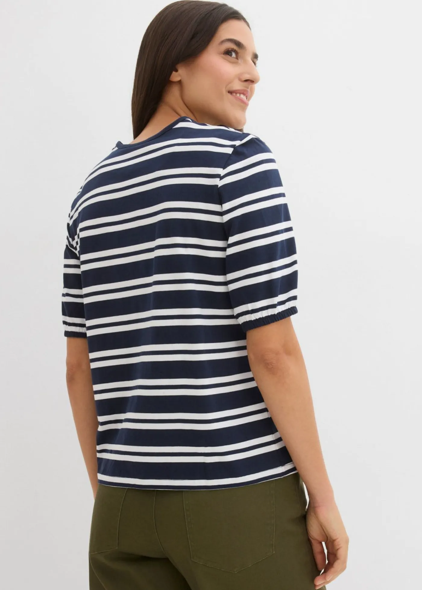 bonprix bonprix Camiseta de algodón orgánico puro azul marino-blanco con rayas